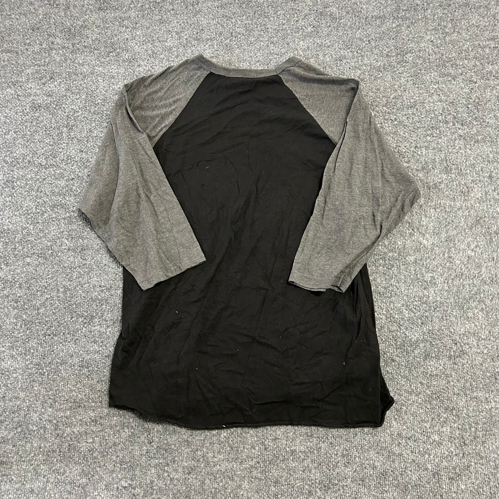 American Classics T-Shirt Mens Large Black Grey AC/DC Back In Black Raglan Band - Picture 6 of 8